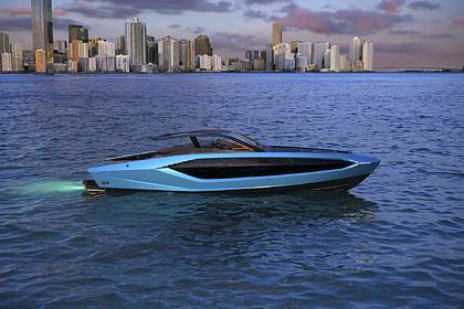Показана скоростная яхта в виде суперкара Lamborghini за 235 миллионов рублей