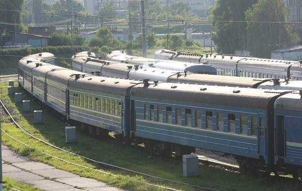 «Укрзализныця» открыла продажу билетов на шесть реональных поездов