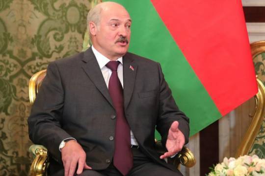 Лукашенко заявил о страхе РФ потерять Белоруссию и попросил человеческого отношения