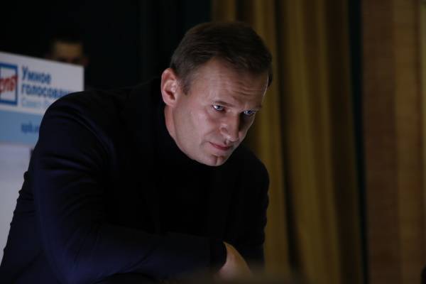 Оппозиционер Навальный объявил о ликвидации ФБК
