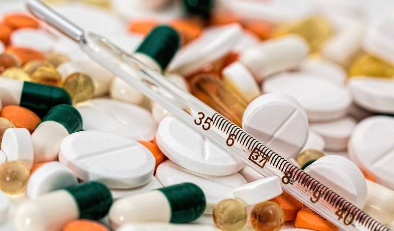 Геннадий Онищенко прокомментировал рост цен на лекарства в РФ