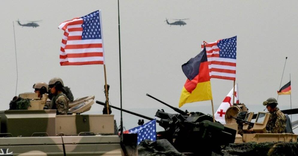 Страны Балтии выступили против вывода американских войск из Европы
