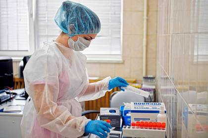 Россиянам назвали срок окончания эпидемии коронавируса