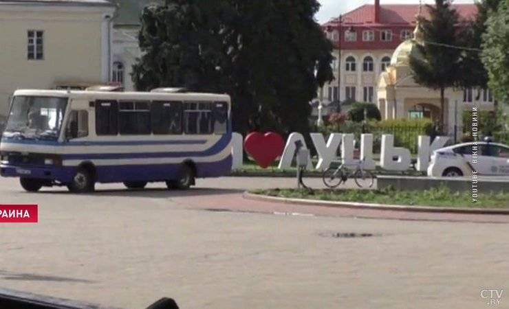 В Луцке освободили всех заложников, террорист задержан — фото, видео