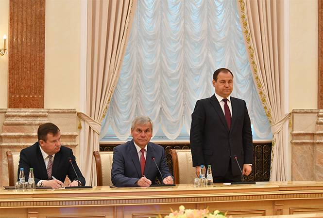 Премьер Головченко в восторге от Лукашенко