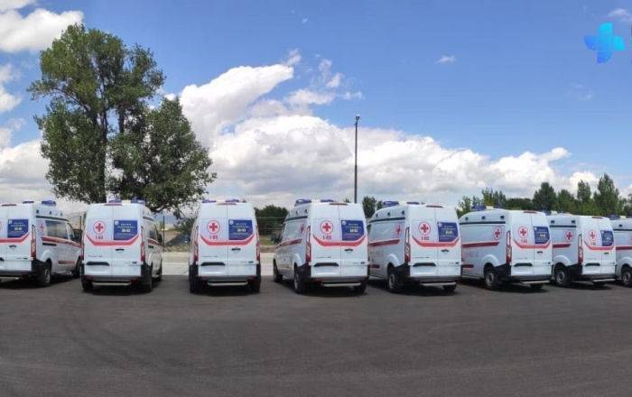 Армения передаст Нагорному Карабаху 10 машин скорой помощи