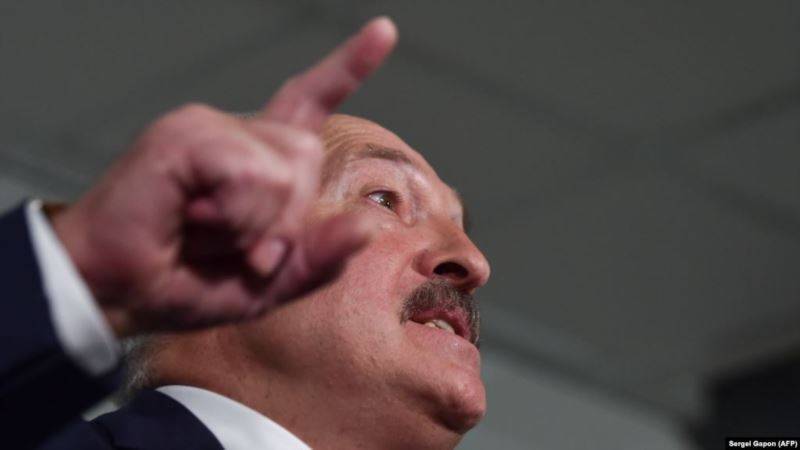 Лукашенко призвал выслать из Беларуси журналистов иностранных СМИ