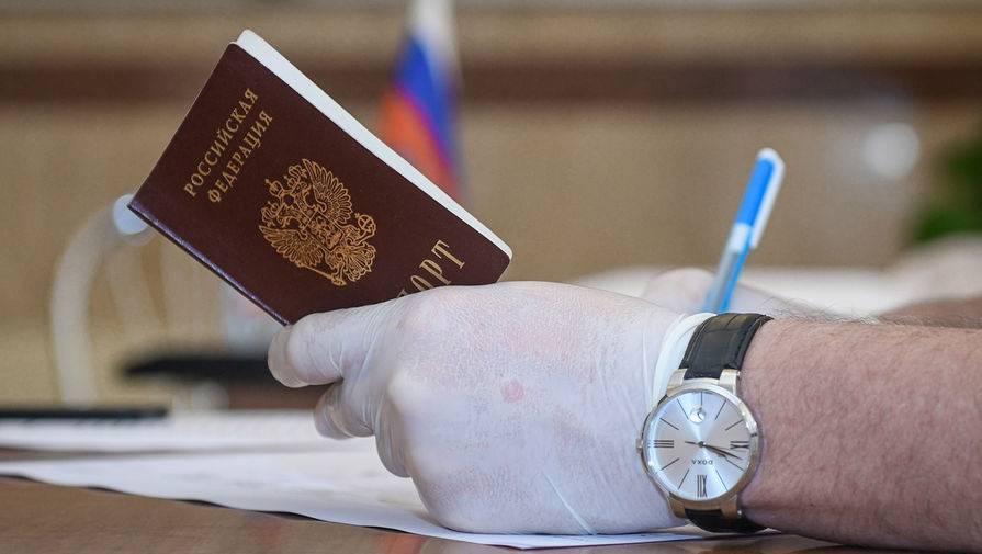 Закон об упрощенном получении гражданства России вступил в силу