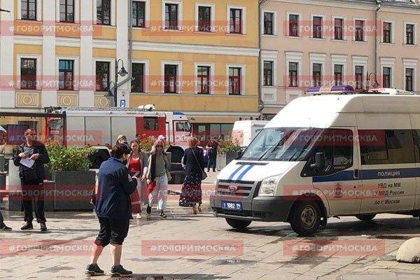 Станцию метро «Новокузнецкая» закрыли из-за угрозы взрыва