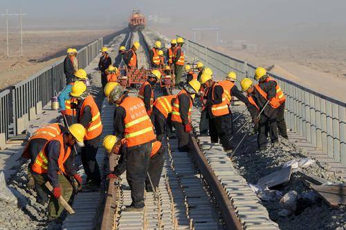 Тегеран планирует соединить железной дорогой свою территорию с берегом Средиземноморья