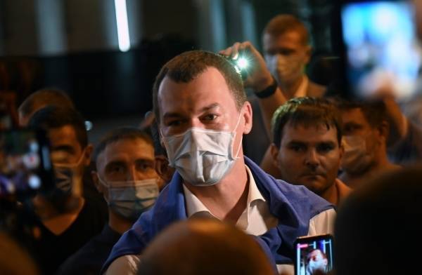Дегтярёв передумал и решил выходить к протестующим в Хабаровске