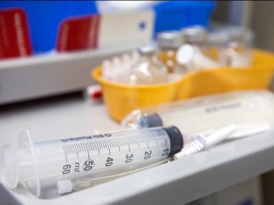 В Минздраве заявили, что вторая фаза испытаний вакцины от коронавируса находится на завершающем этапе