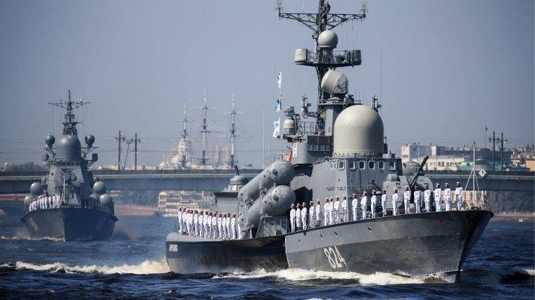 28 июля празднуют День Военно-морского флота России
