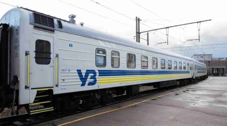 В конце июля «Укрзализыця» восстановит движение 17 пригородных поездов