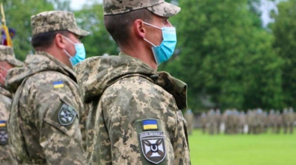 В ВСУ за сутки обнаружили 13 новых случаев коронавируса