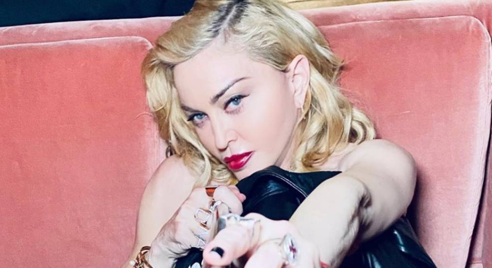 "Я скучаю по королеве танцев": Мадонна призналась, как устала от костылей (видео)