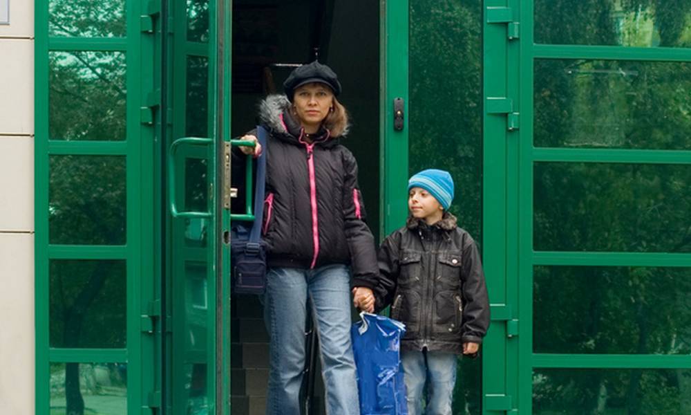 Семьи не могут получить пособие на детей от 3 до 7 лет из-за нелепых причин: у петрозаводчан накопились вопросы к соцслужбе