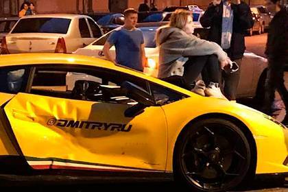 Lamborghini известного блогера попала в аварию в Санкт-Петербурге