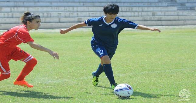 Женский футбольный чемпионат в Таджикистане возобновился после паузы из-за корнавируса