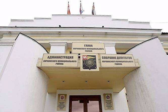 В Коркинском районе — новое политическое обострение: депутату не дают помощника