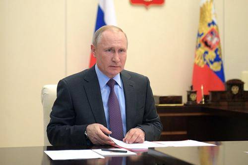 Путин подписал закон, по которому отчуждение территории России приравнивается к экстремизму