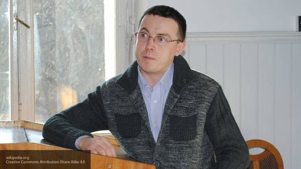Журналисту Дроздову не понравилось "русскоязычное" поздравление Зеленского