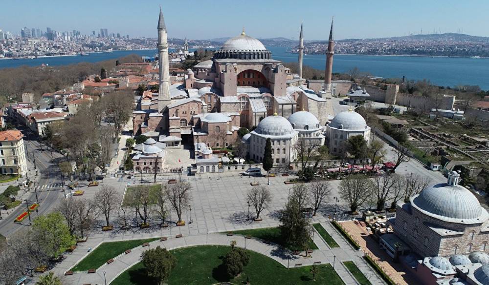 Патриарх Кирилл заявил, что обеспокоен планами пересмотреть статус Святой Софии в Стамбуле