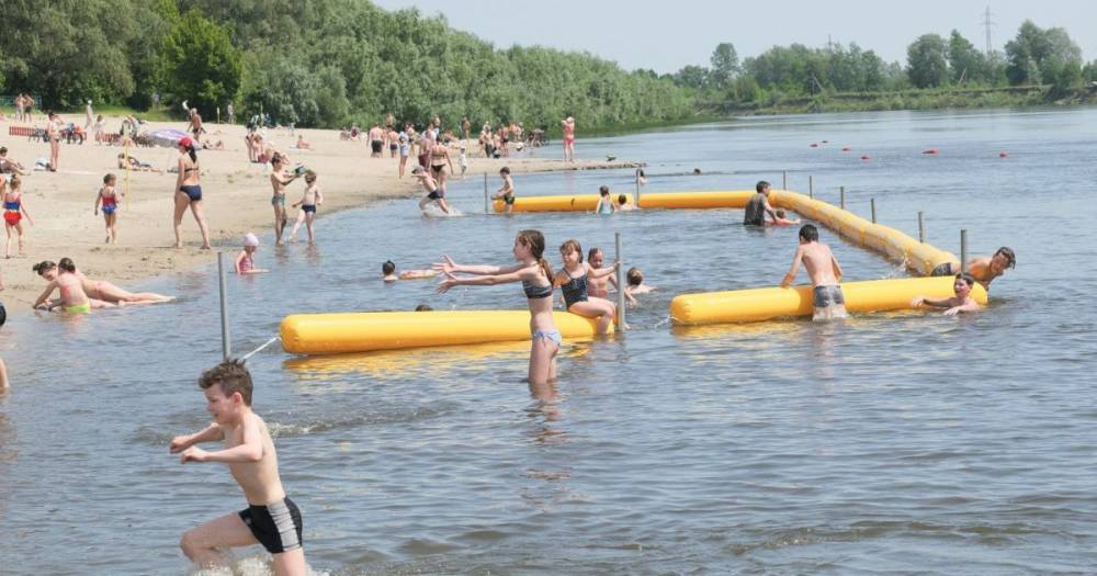 На одесских пляжах нашли кишечную палочку: отдыхающим советуют воздержаться от купания