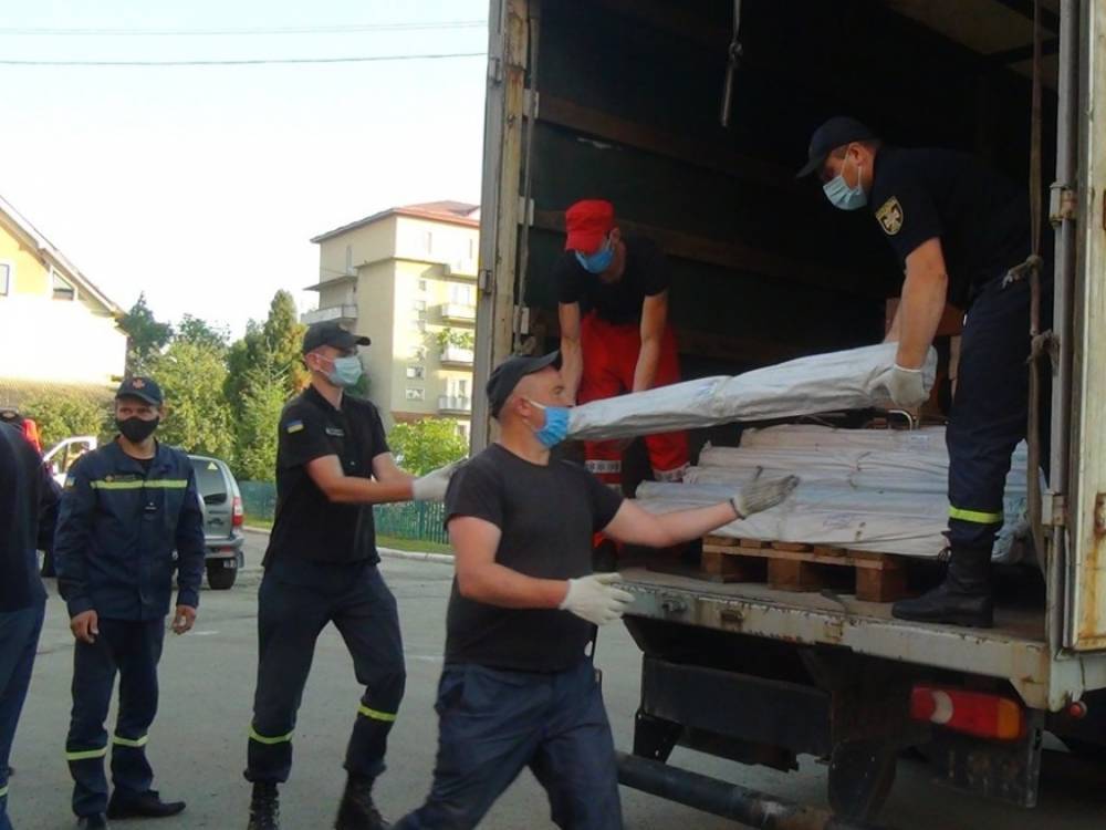 Словакия передала Украине помощь для преодоления последствий наводнения