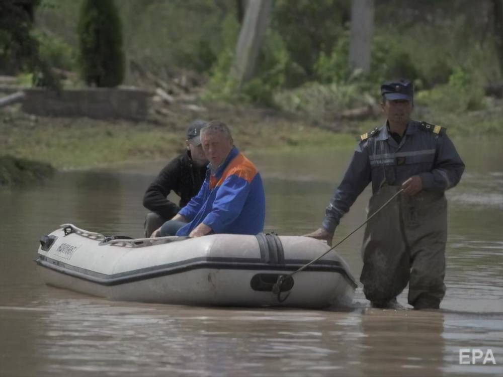 Наводнение на западе Украины. Британия выделит £100 тыс. помощи пострадавшим