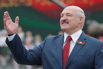 Лукашенко призвал Белоруссию перейти за пятилетку на электромобили