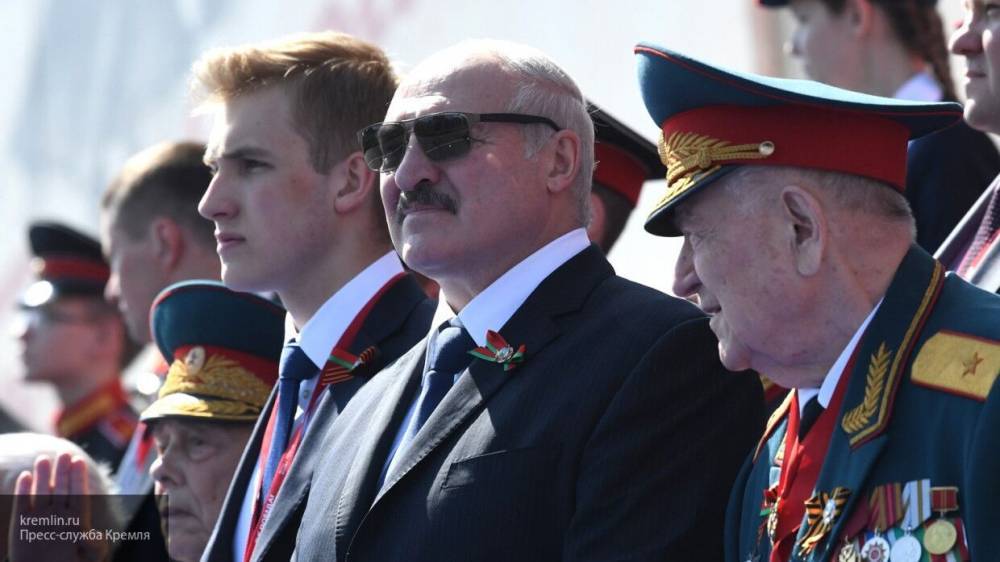 Лукашенко сменил нескольких высокопоставленных офицеров в командовании ВС Белоруссии