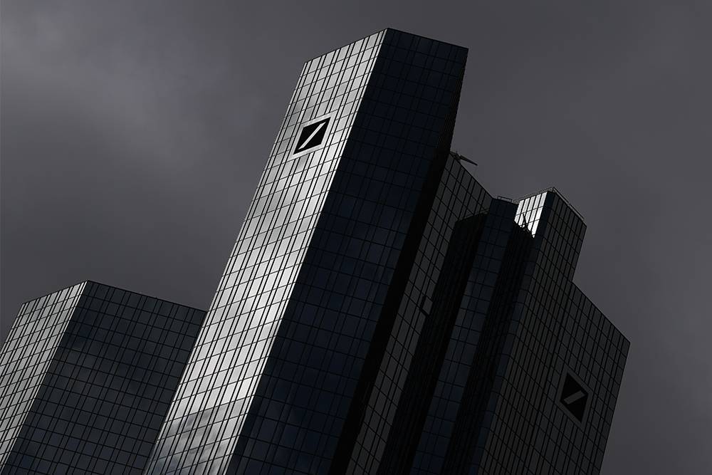 Штат Нью-Йорк оштрафовал Deutsche Bank на $150 млн за связи с Эпштейном