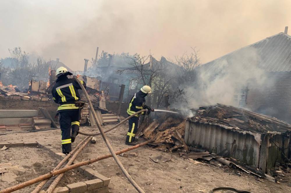 В Луганской области рассчитывают потушить масштабные пожары за два дня