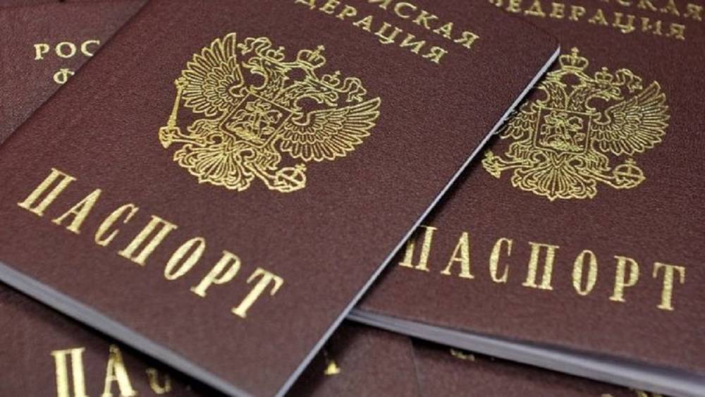 К "обнулению" Путина причастны тысячи недействительных паспортов