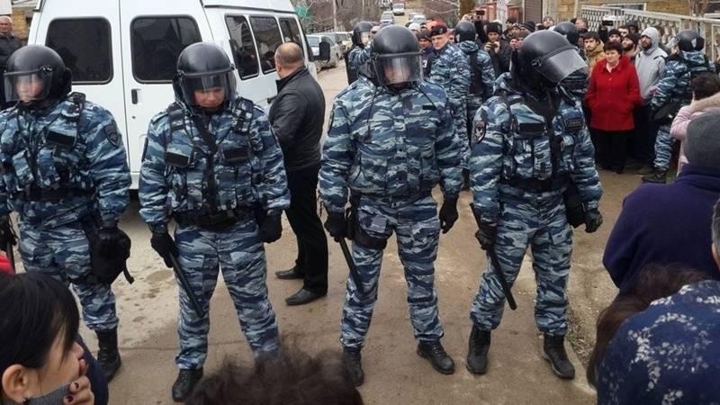 ЕС осудил незаконные аресты в оккупированном Крыму