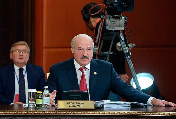 «В гробу карманов нет»: Лукашенко заявил, что суверенитет Белоруссии не продается