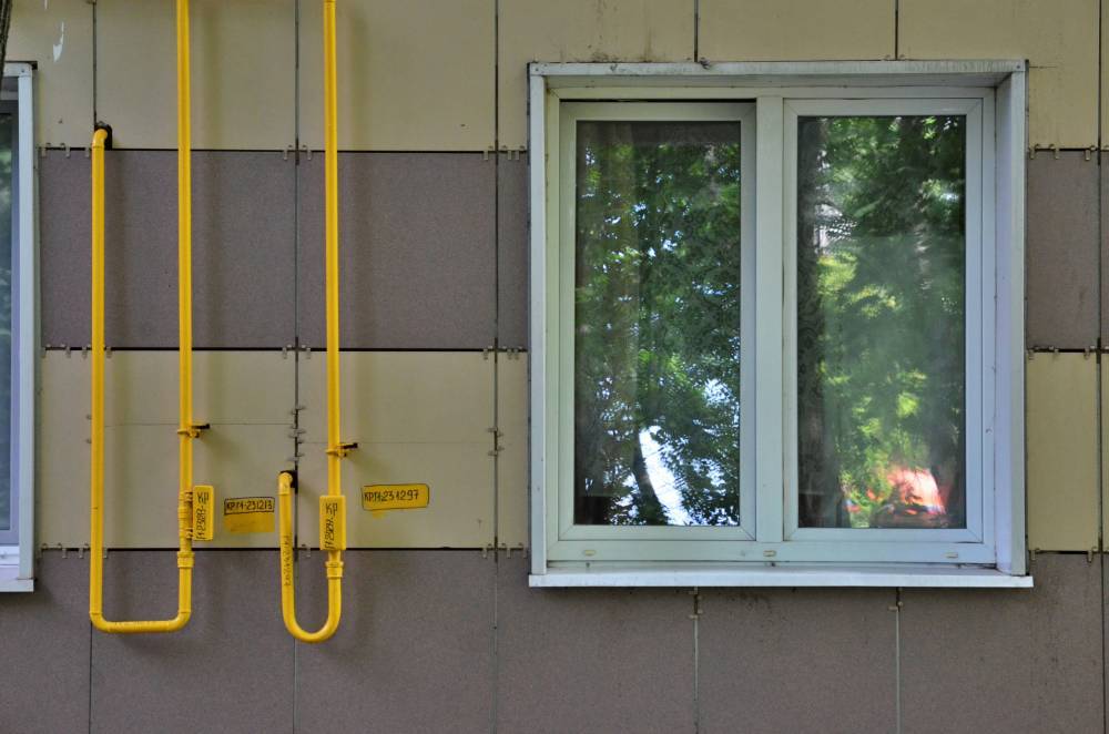 Ограничители на окнах для детей станут обязательными в российских новостройках