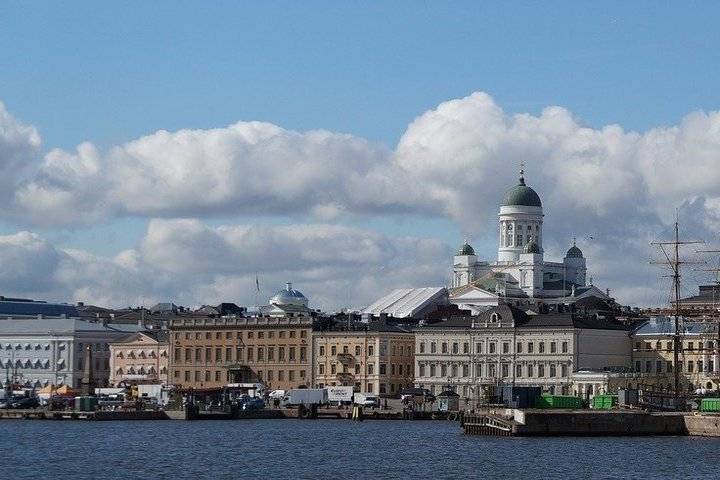 Финляндия ужесточила карантин по приезду из-за границы