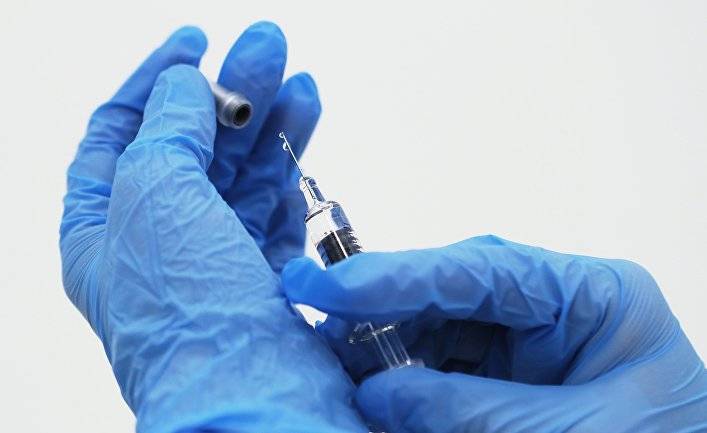 Гуаньча (Китай): первая российская вакцина от коронавируса успешно зарегистрирована. Дочь Путина уже сделала прививку