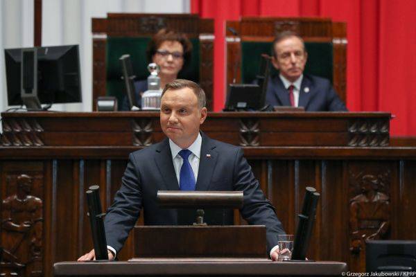 Президент Польши Дуда написал в ООН об «ухудшающейся ситуации в Белоруссии»