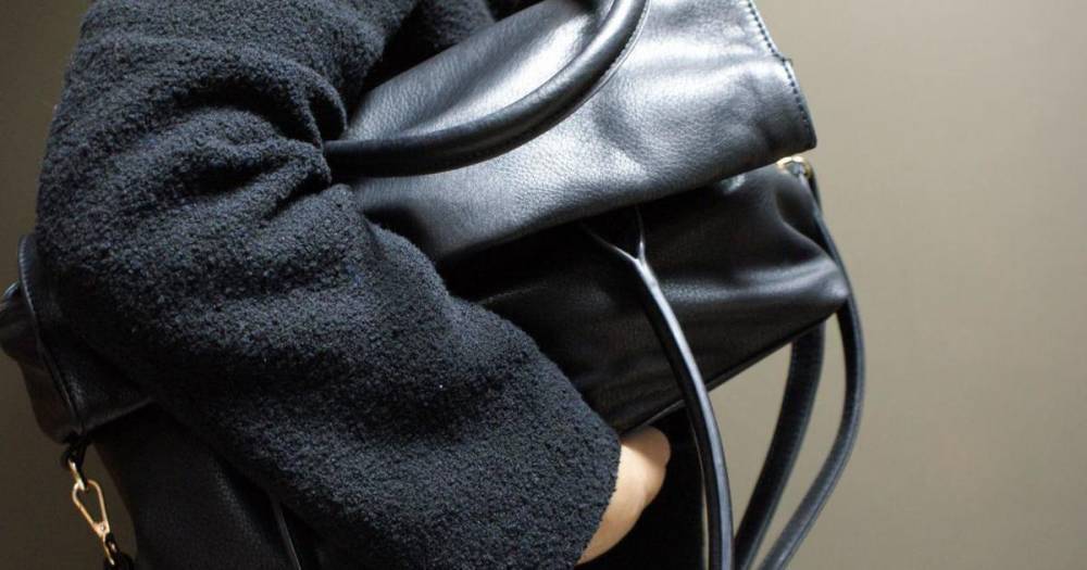 В сумке у калининградца взорвалась электронная сигарета: почему так происходит и как подстраховаться