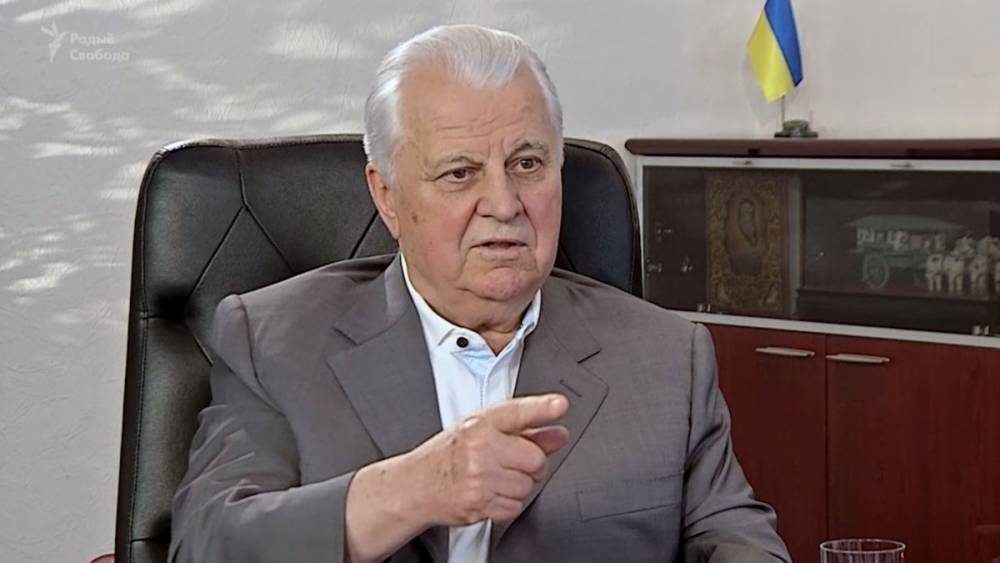 Первый президент Украины призвал Лукашенко "остановить кровопролитие"