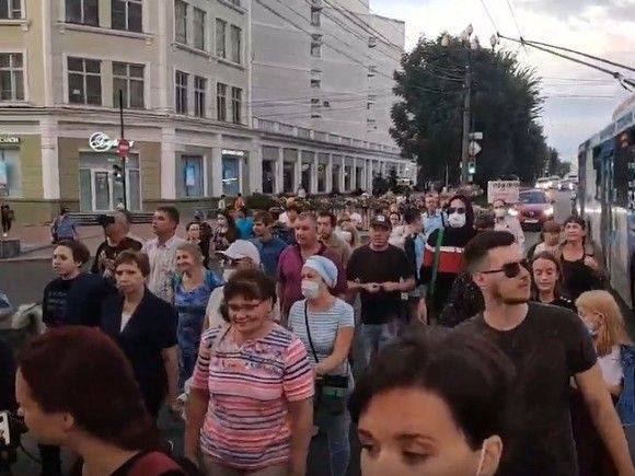 Жители Хабаровска провели новое шествие в поддержку Фургала