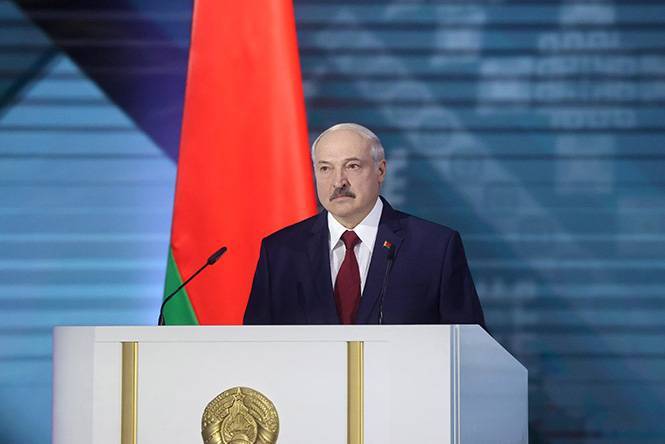 Лукашенко провел совещание по дальнейшей работе правительства Белоруссии