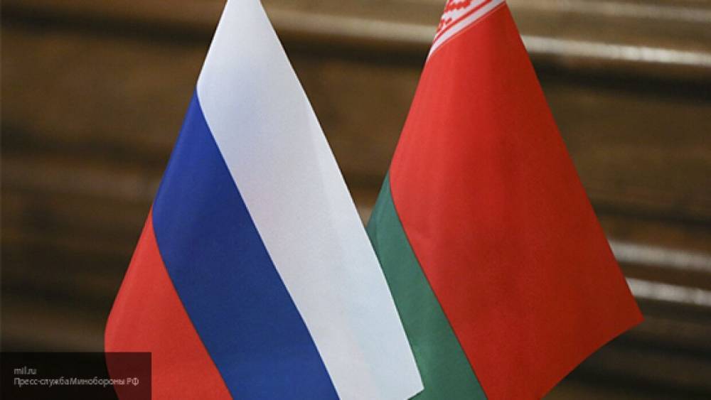 Сатановский призвал активно защищать интеграцию России с Белоруссией