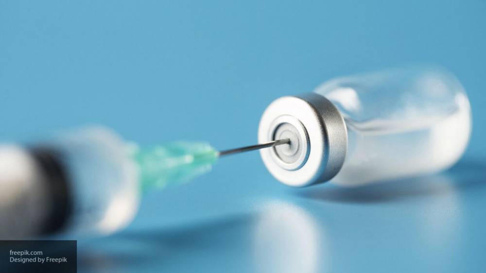 Стали известны сроки массовой вакцинации россиян от коронавируса