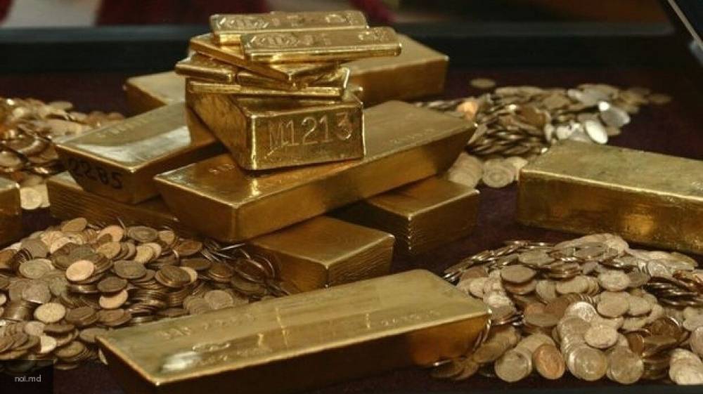 Хорошие новости из России обвалили цены на золото в мире