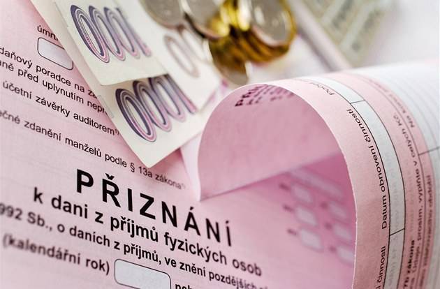 Жителям Чехии напомнили о последнем сроке подачи налоговой декларации