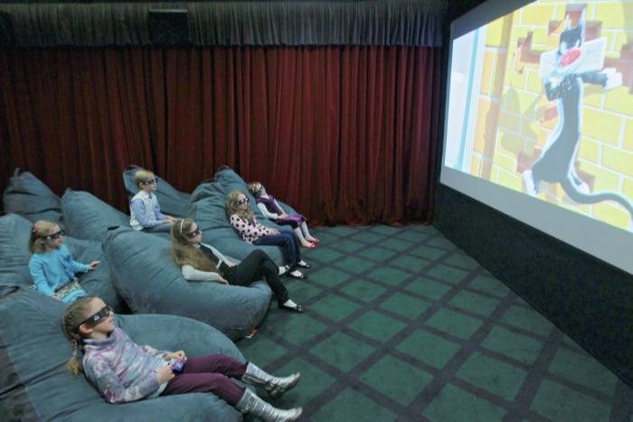Кинотеатры возобновили работу в Иркутской области